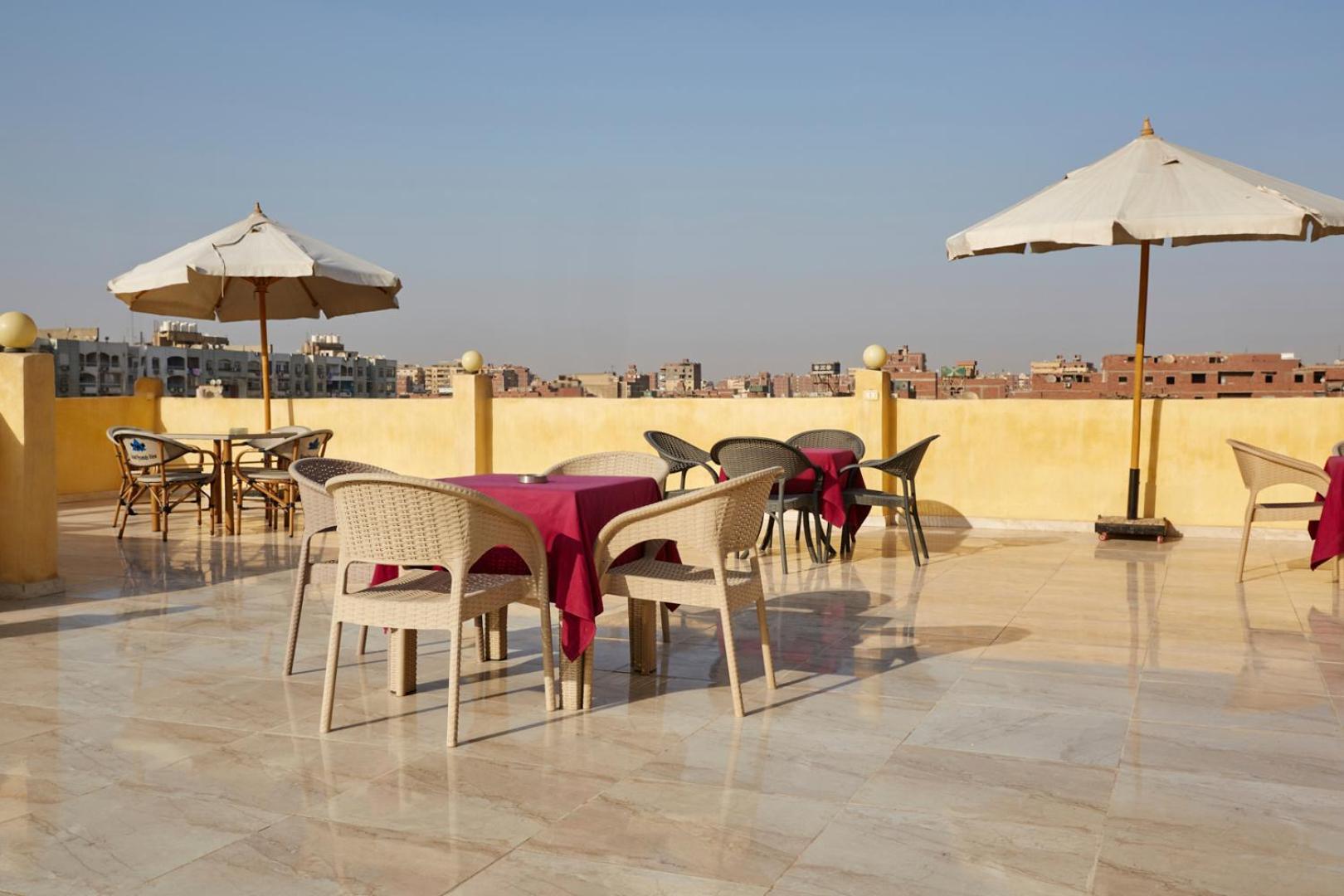 Grand Pyramid View Hotel Kafret el-Gabal Esterno foto