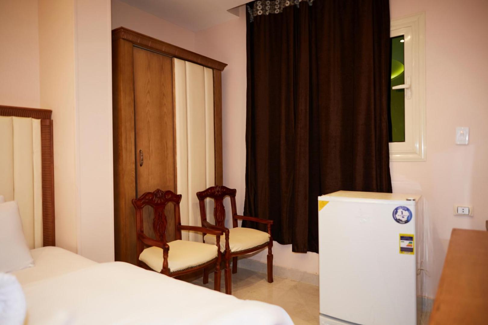 Grand Pyramid View Hotel Kafret el-Gabal Esterno foto