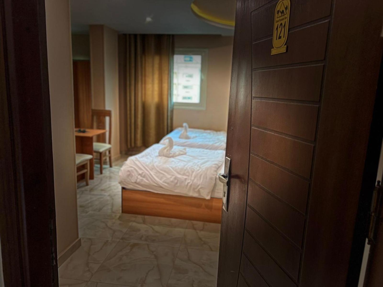 Grand Pyramid View Hotel Kafret el-Gabal Esterno foto