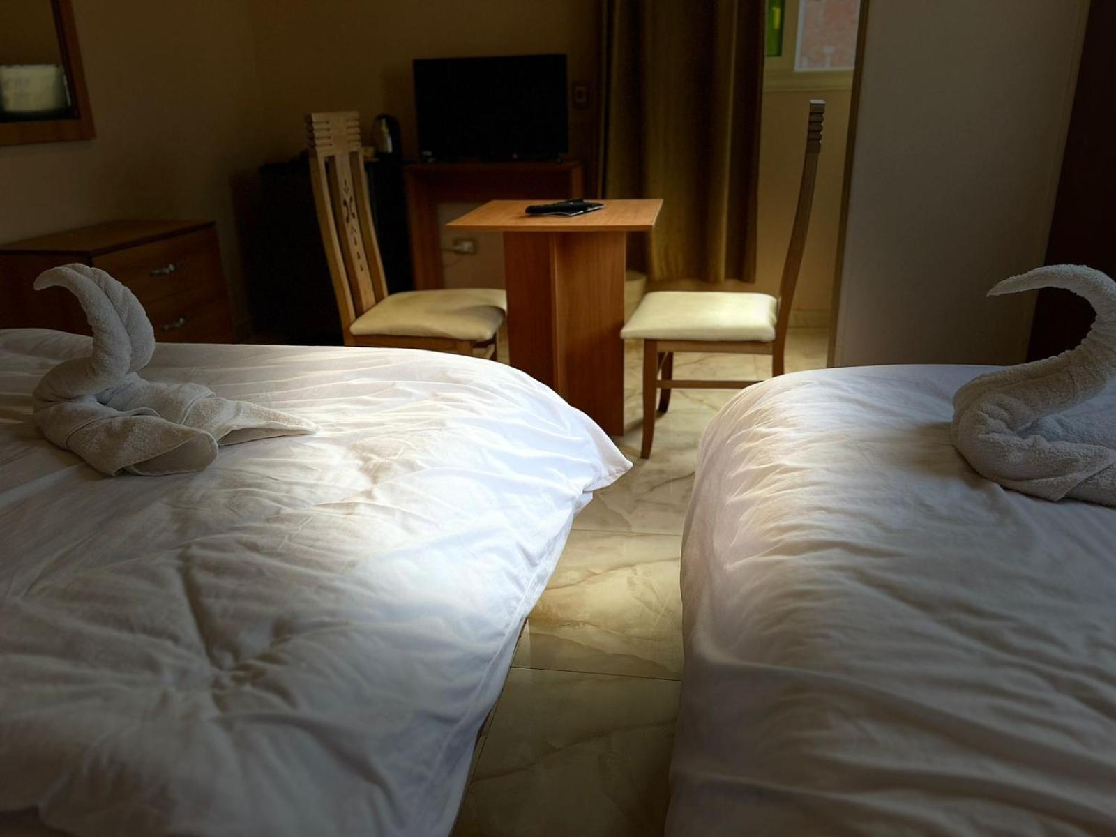 Grand Pyramid View Hotel Kafret el-Gabal Esterno foto