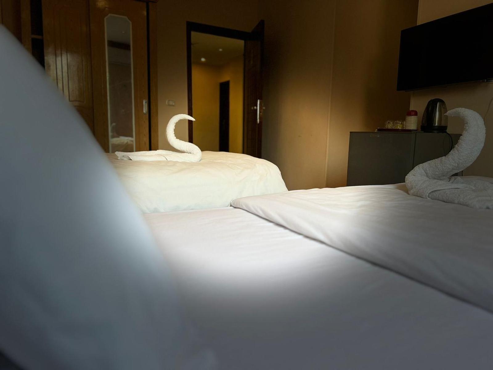 Grand Pyramid View Hotel Kafret el-Gabal Esterno foto